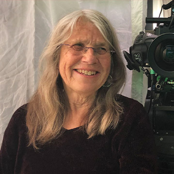 Lyn Goldfarb Lyn Goldfarb - OUR L.A.